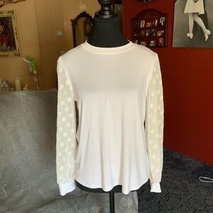 White Long sheer Sleeve casual summer women’s Top size small Beacon Apparel